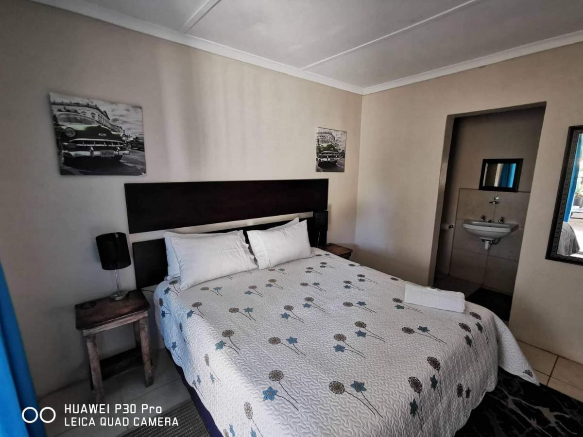 Akkerdam Bed And Breakfast Calvinia Экстерьер фото